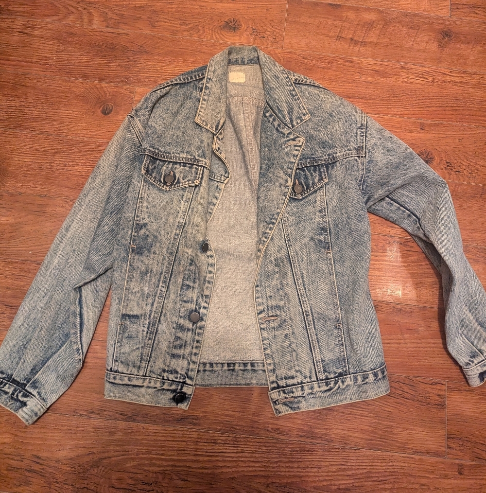 VINTAGE Silver Jeans Acid Wash Denim Jacket - Washed Blue